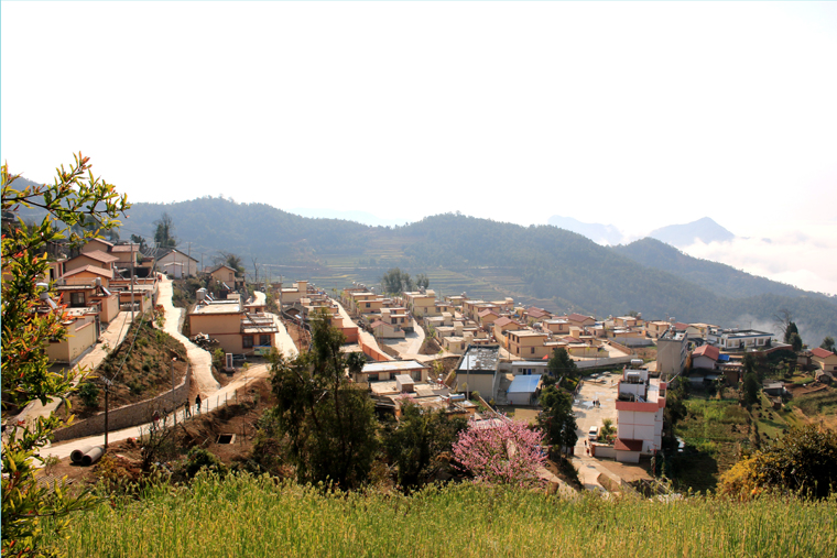 安龍堡鄉(xiāng)大村入戶道路建設(shè) 安龍堡鄉(xiāng)大村入戶道路建設(shè)